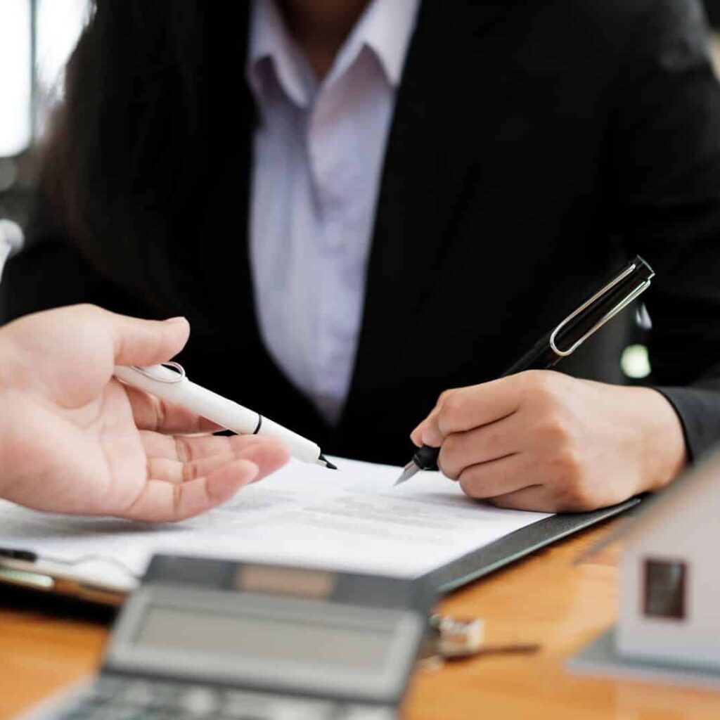 obligation assurer abri jardin